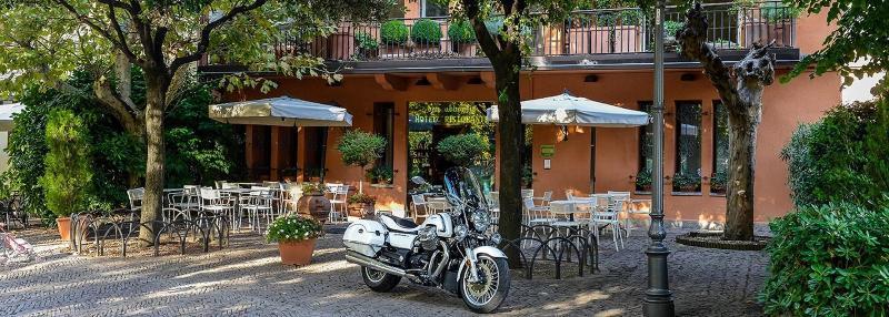 Hotel Don Abbondio Lecco Kültér fotó